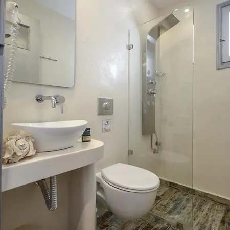 Depis Suites & Apartments *