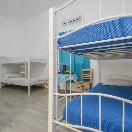 Depis & شقة Naxos City