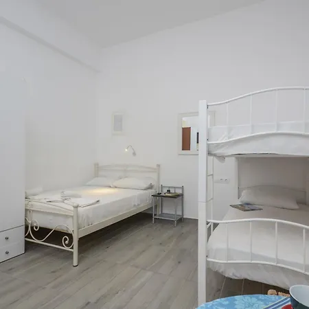 Depis 2 * Naxos City