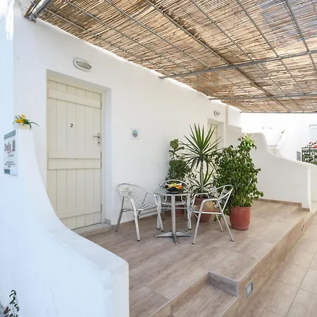 Depis & شقة Naxos City
